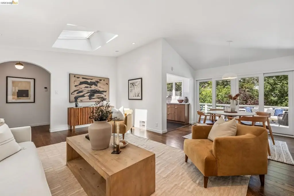 2059 Mastlands Dr, Oakland, CA 94611 - #1