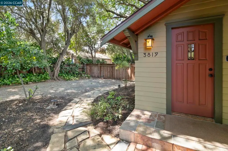 3819 Walnut Ave, Concord, CA 94519 - #3