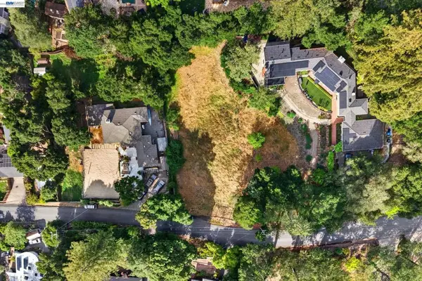 1087 Rahara Dr, A, Lafayette, CA 94549