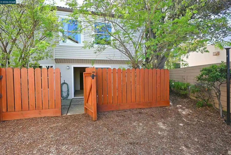 1409 Bel Air Dr #A, Concord, CA 94521 - #3