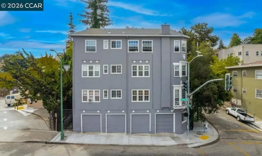 1000 E 33rd St, Oakland, CA 94610 - #2