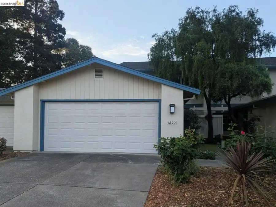 1892 London Dr, Benicia, CA 94510 - #2