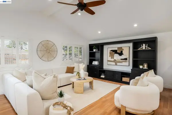 8617 Briarwood Ln, Dublin, CA 94568