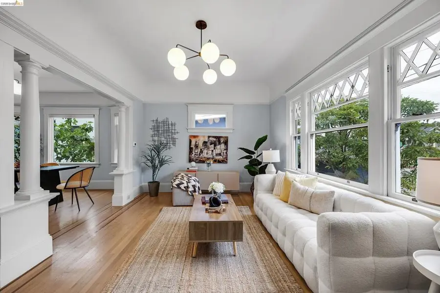 345 49th Street, Oakland, CA 94609 - #3