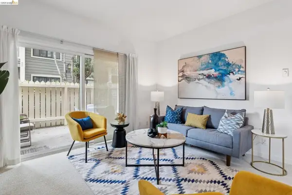 71 Lakeshore Ct, Richmond, CA 94804