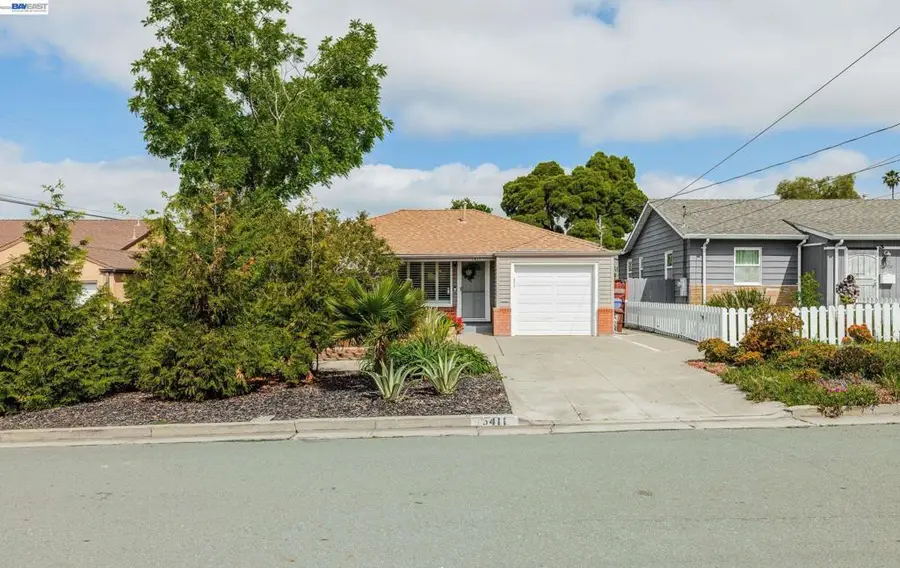 5411 Garvin Ave, Richmond, CA 94805 - #2