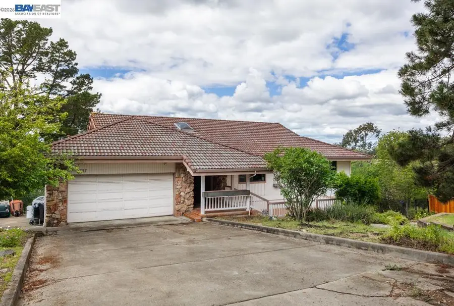 6727 Sunnyslope Ave, Castro Valley, CA 94552 - #3