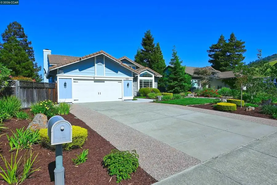 1121 Vista Point Ln, Concord, CA 94521 - #2