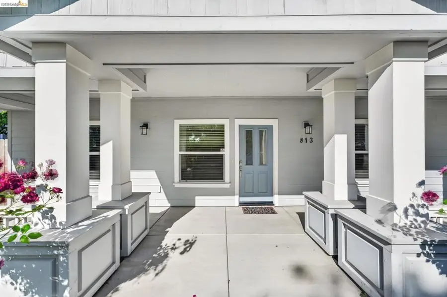 813 S School St, Lodi, CA 95240 - #2