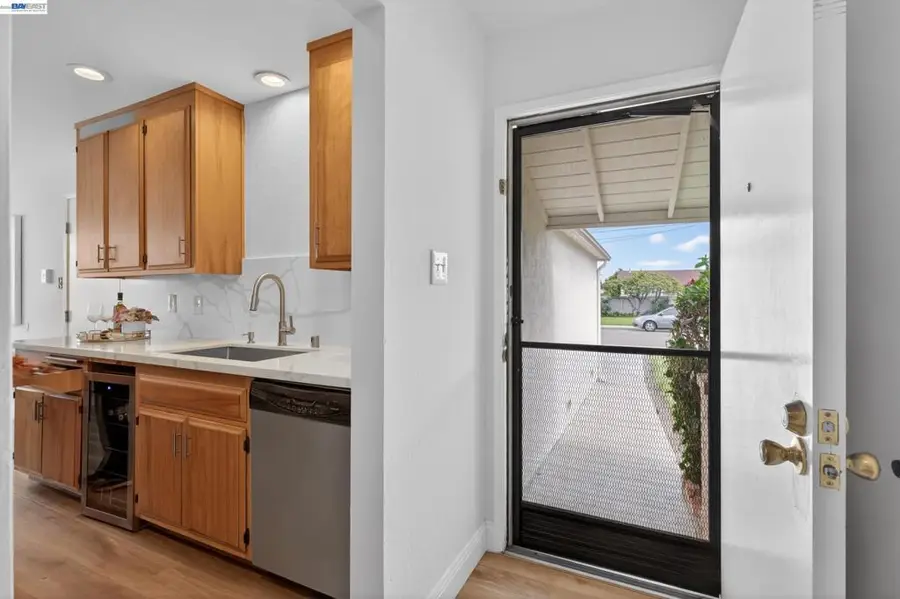 15753 Via Sonata, San Lorenzo, CA 94580 - #3