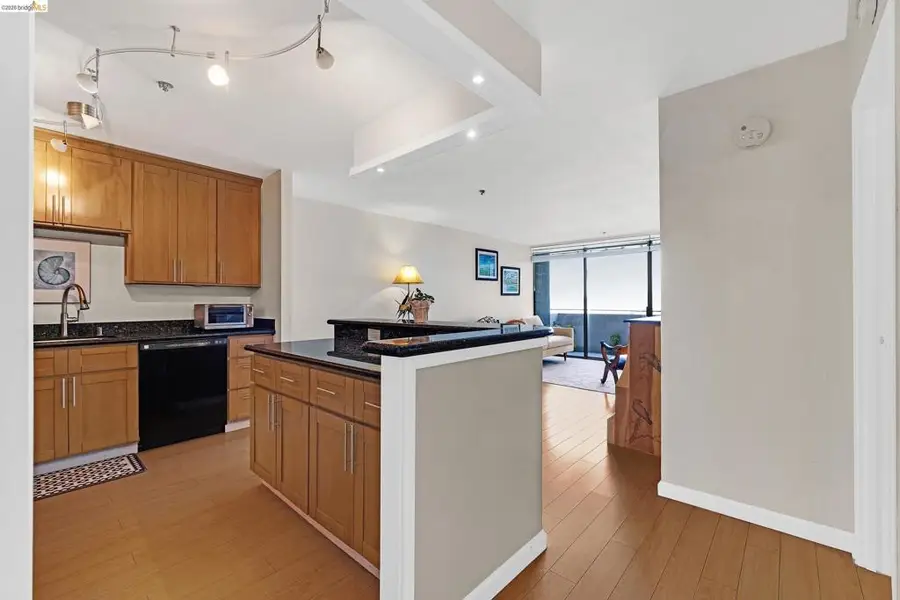 555 Pierce St #526, Albany, CA 94706 - #3