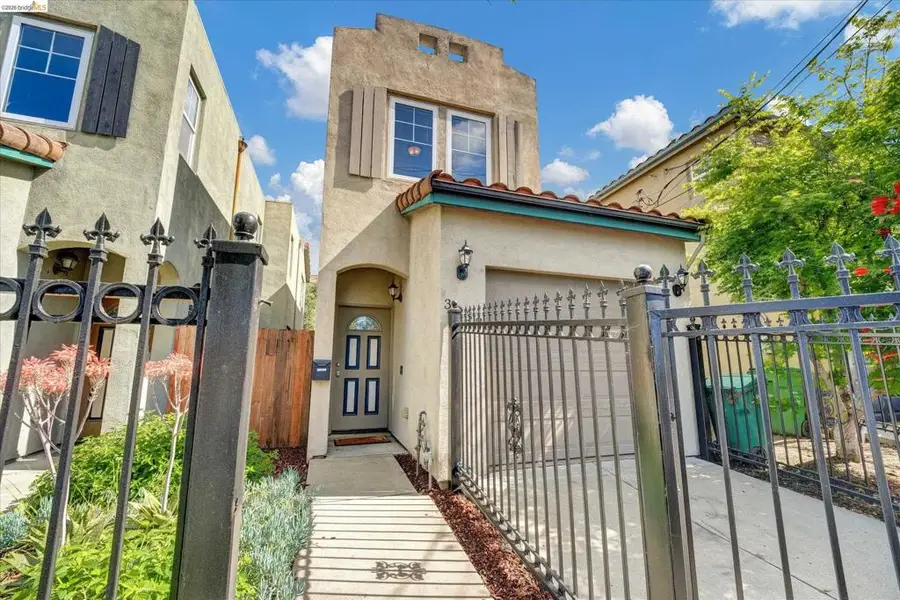 3038 E 18th St, Oakland, CA 94601 - #3