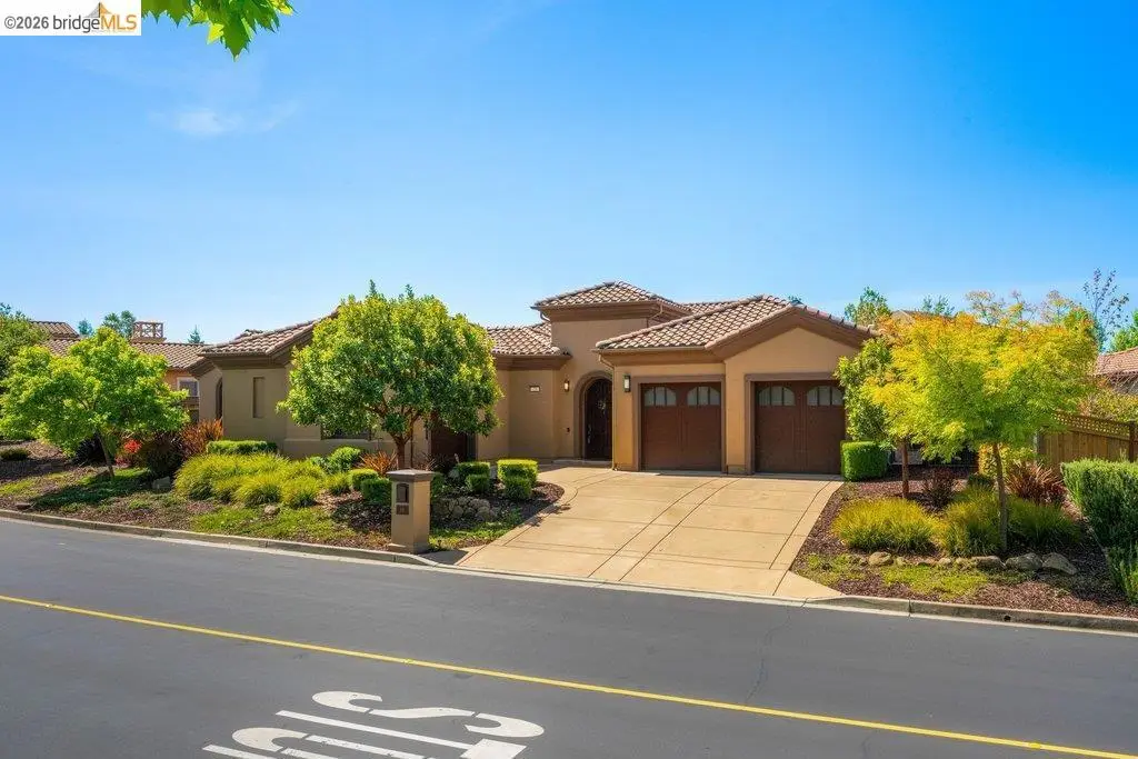 23 Stonebrae Rd, Hayward, CA 94542 - #1