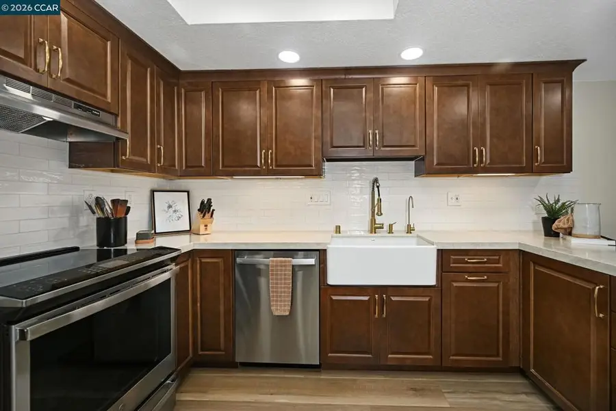 327 Sycamore Hill Ct, Danville, CA 94526 - #2