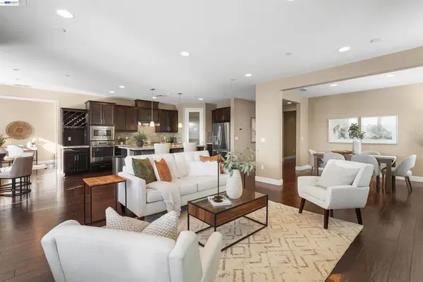 2417 Stalsburg Dr, Tracy, CA 95376