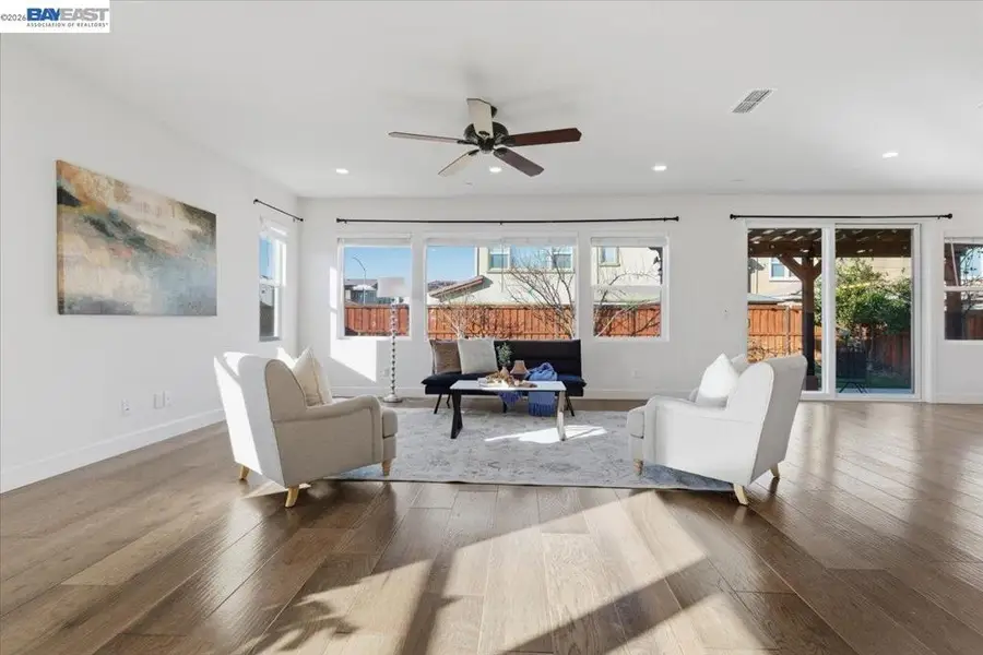 2481 Azalea Ave, Tracy, CA 95376 - #3