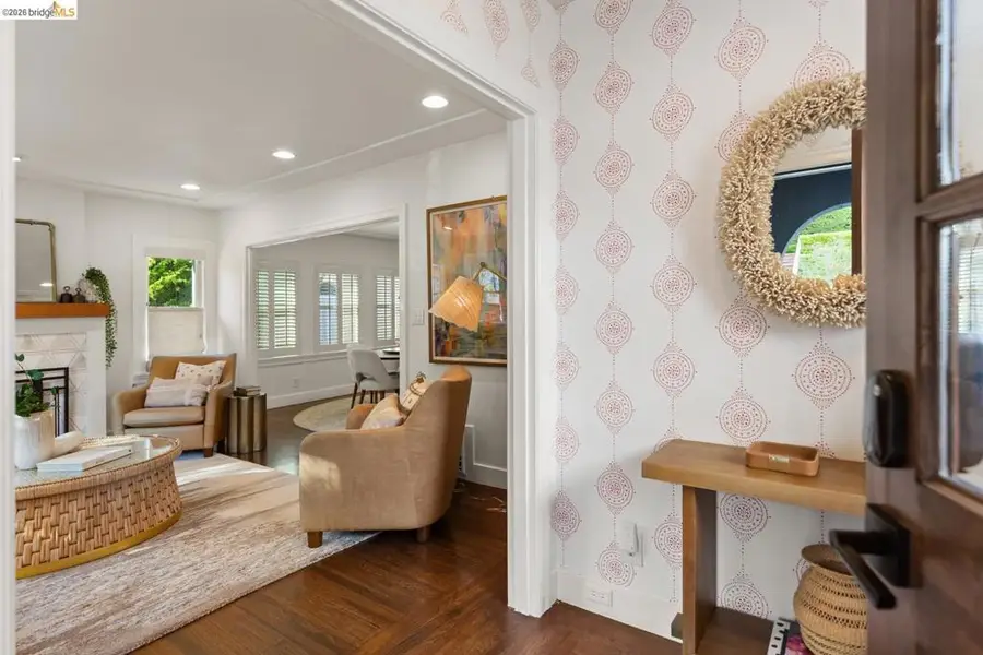 5960 Chabolyn Ter, Oakland, CA 94618 - #3