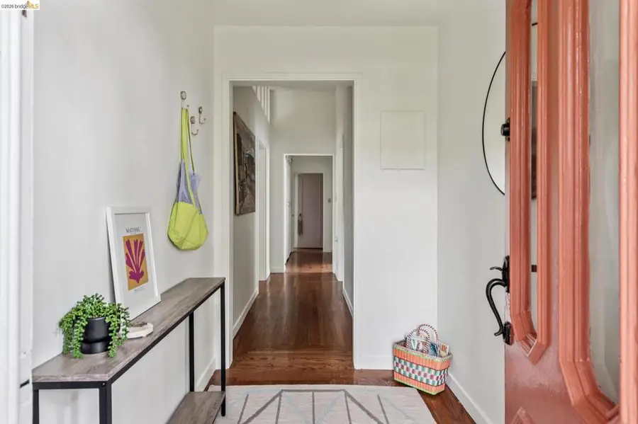 1622 Oxford St #B, Berkeley, CA 94709 - #2