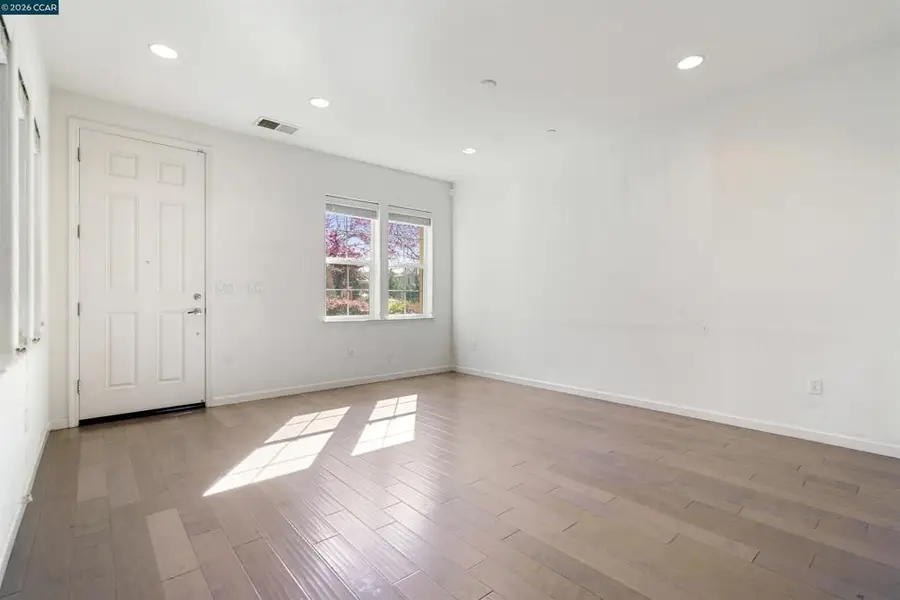 1555 Glenn St, Hayward, CA 94545 - #3