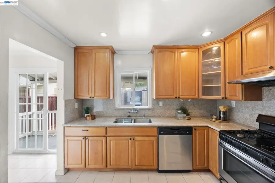 1686 Grand Avenue, San Leandro, CA 94577 - #2