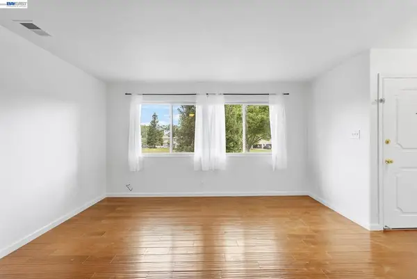 1044 Mohr Ln #D, Concord, CA 94518