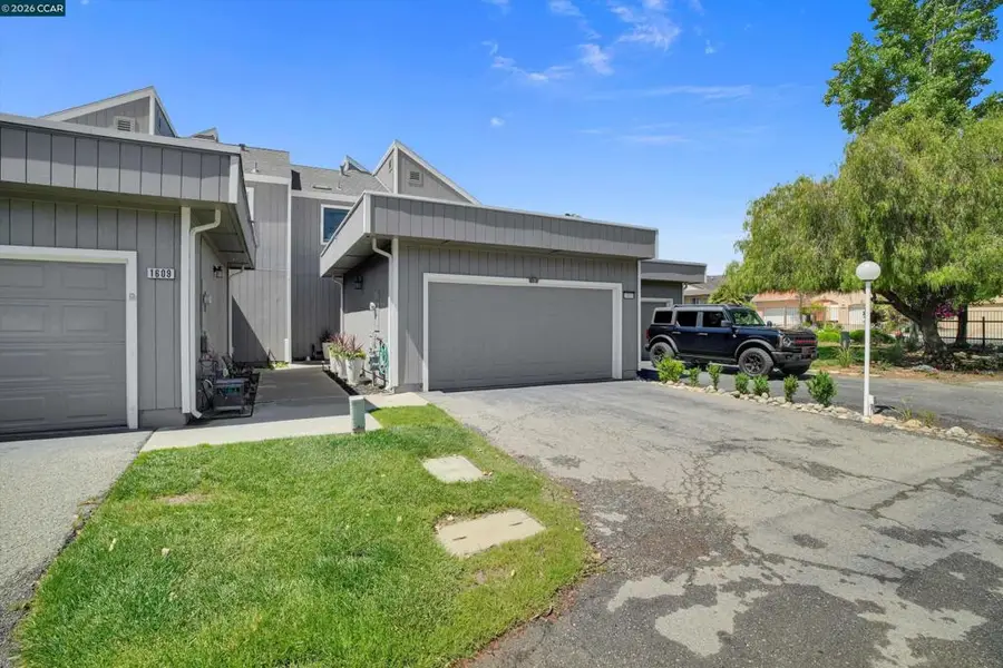 1605 Riverlake Rd, Discovery Bay, CA 94505 - #2