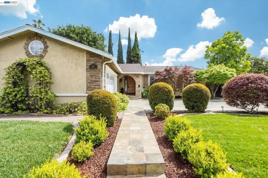 2616 Peartree Lane, San Jose, CA 95121 - #2