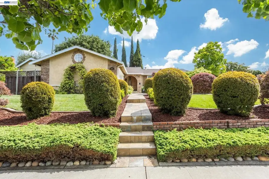 2616 Peartree Lane, San Jose, CA 95121 - #3