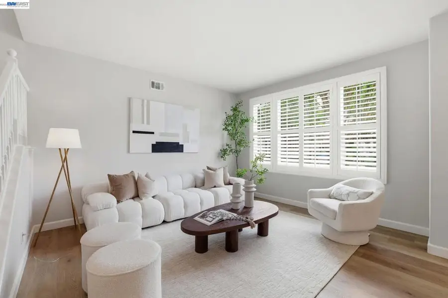 2740 Dresser Ct, Campbell, CA 95008 - #3