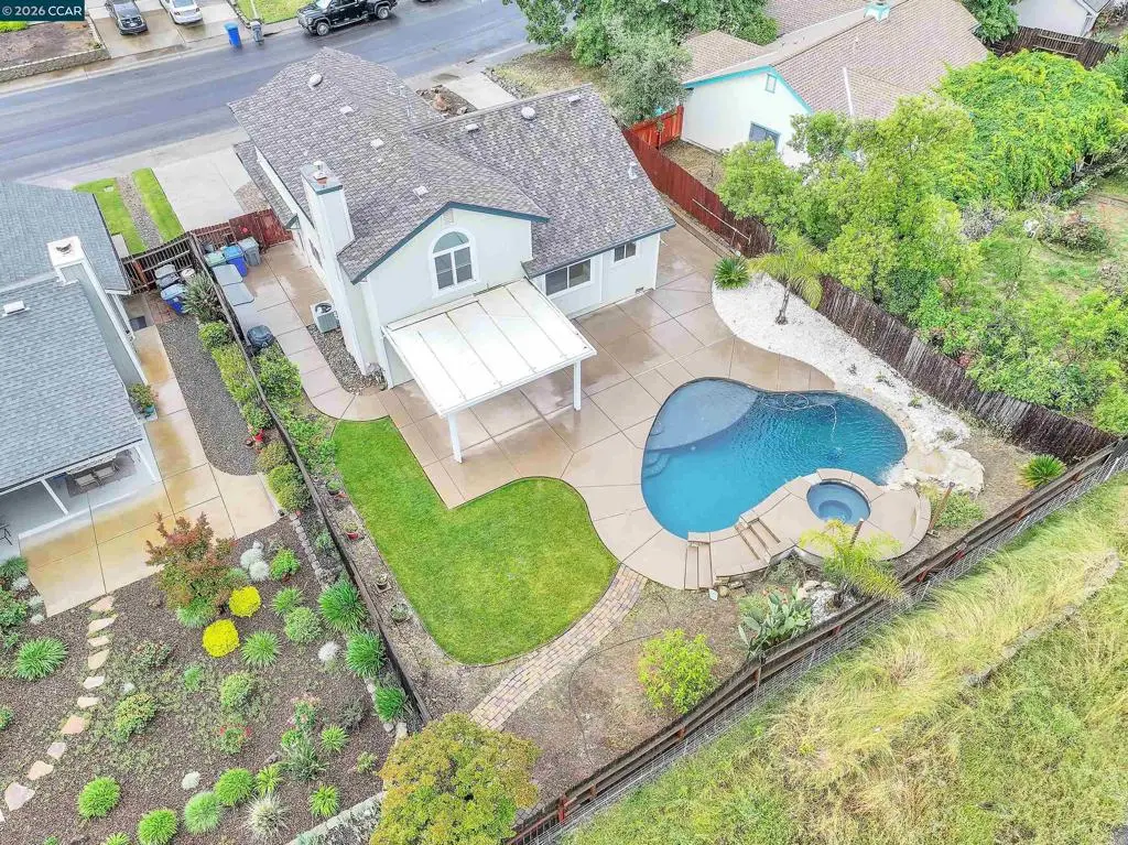 196 Bittercreek Dr, Folsom, CA 95630 - #1