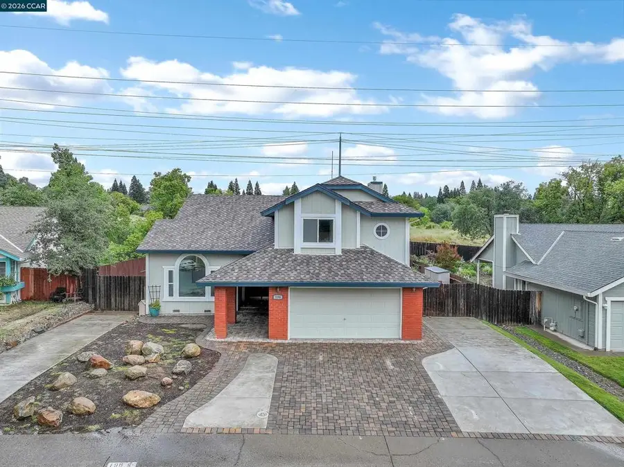 196 Bittercreek Dr, Folsom, CA 95630 - #3