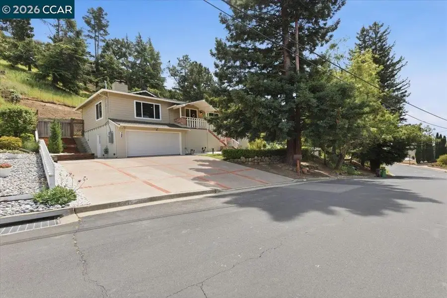125 Elysian Fields Dr, Oakland, CA 94605 - #3