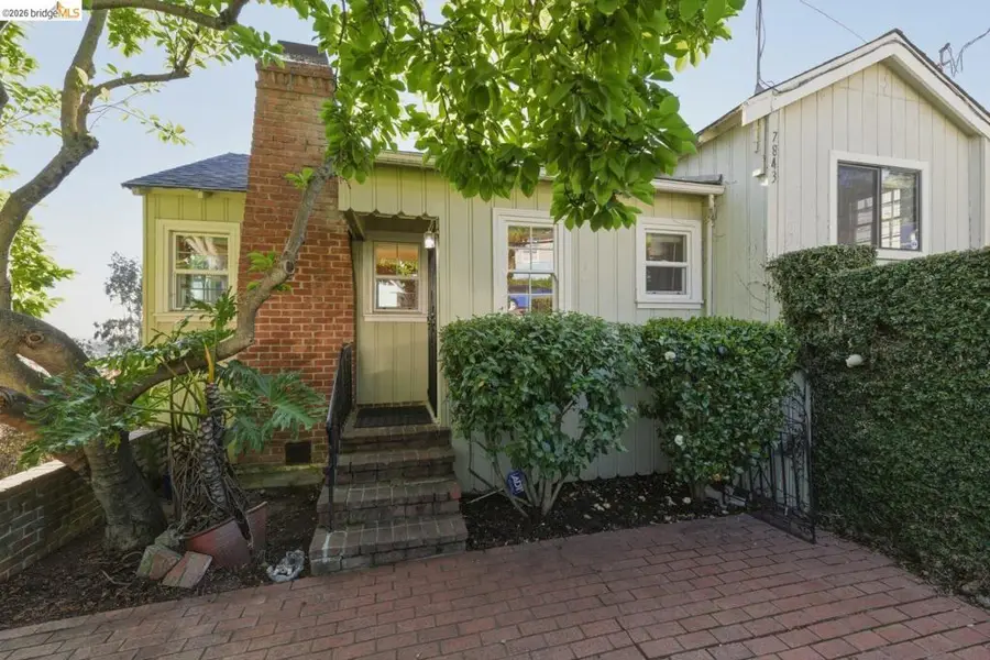 7843 Outlook Ave, Oakland, CA 94605 - #2