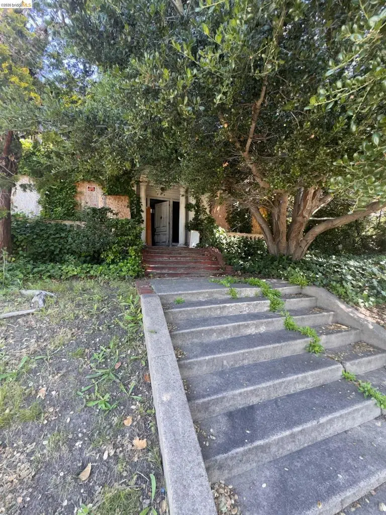 Address Withheld By Seller, Oakland, CA 94610 - #1