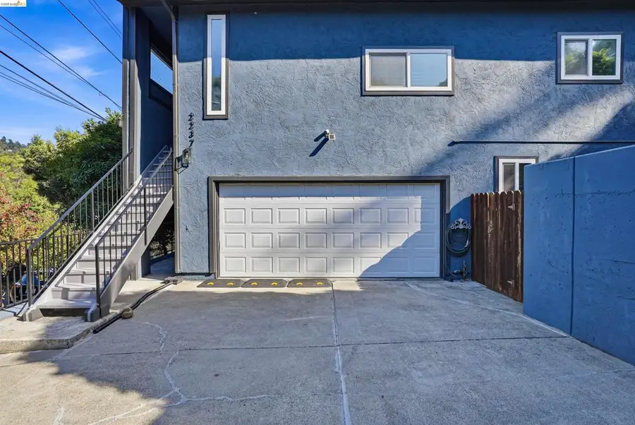 2237 Trafalgar, Oakland, CA 94611 - #2
