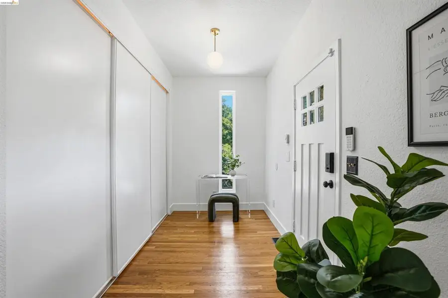 2237 Trafalgar, Oakland, CA 94611 - #3