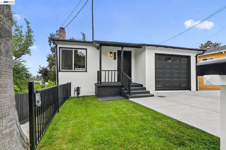 24657 Leona Dr, Hayward, CA 94542 - #2