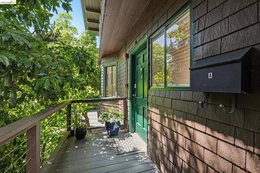 2638 Warring St #A, Berkeley, CA 94704 - #3