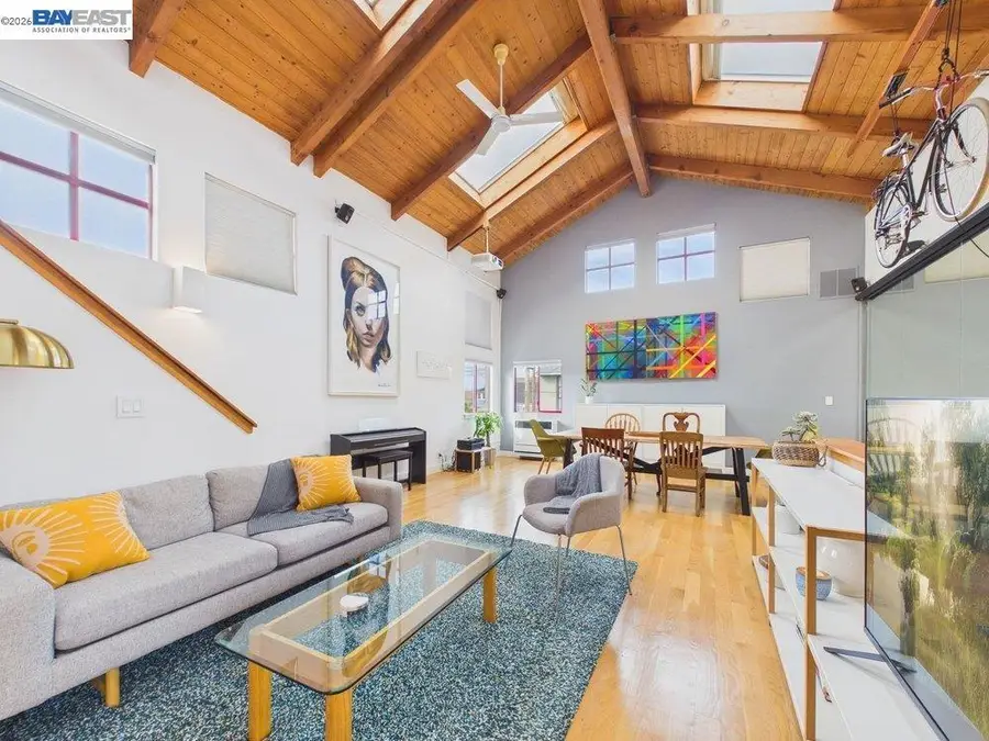2932 Filbert St #2, Oakland, CA 94608 - #3