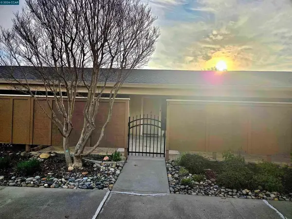 2308 Pine Knoll Dr #2, Walnut Creek, CA 94595