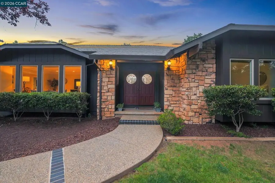 1016 Pine Hollow Ct, Clayton, CA 94517 - #3