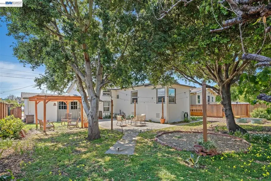 2807 Downer Avenue, Richmond, CA 94804 - #3