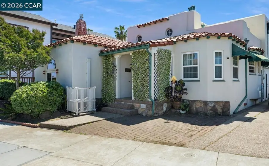 477 W 10th St, Pittsburg, CA 94565 - #2