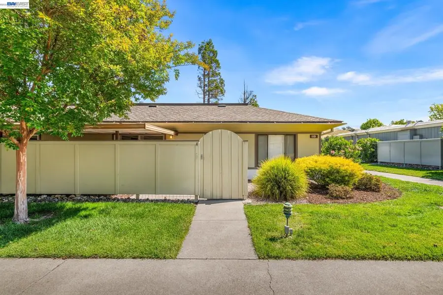 1101 Fairlawn Ct #4, Walnut Creek, CA 94595 - #2