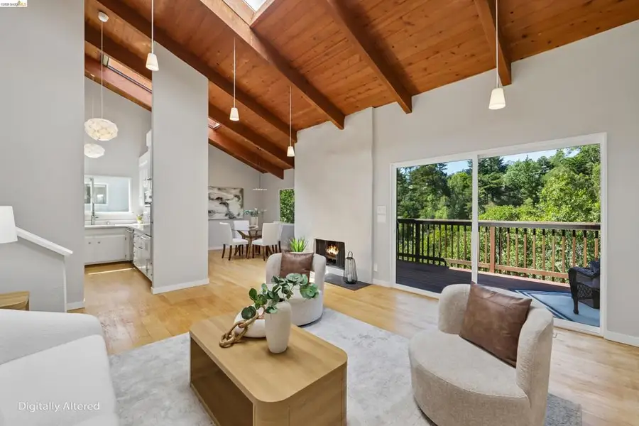 6643 Aitken Dr, Oakland, CA 94611 - #3