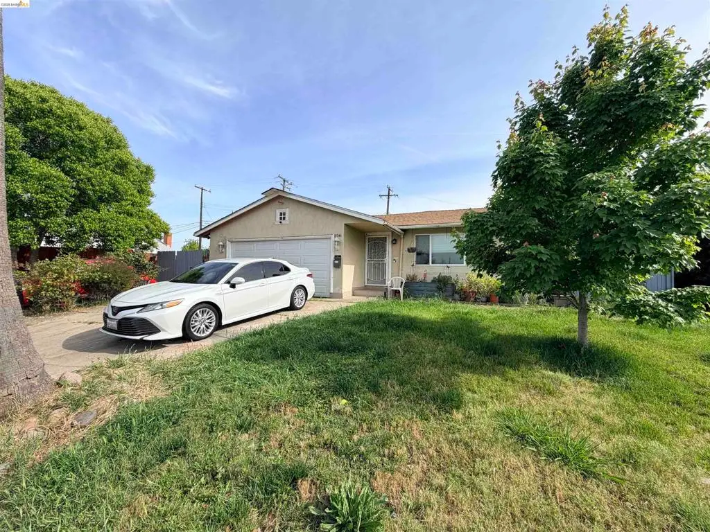 10046 Lincoln Village Dr, Sacramento, CA 95827 - #1