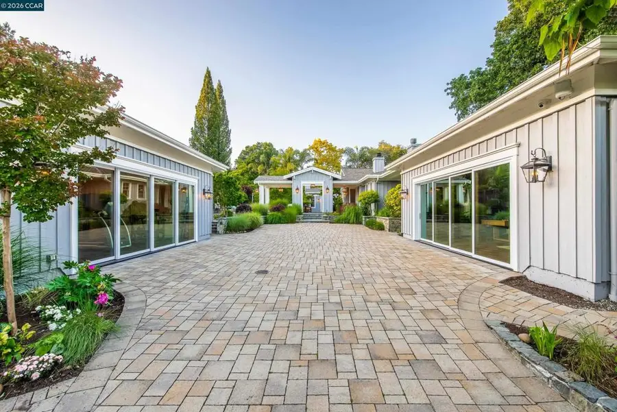 3958 S Peardale Dr, Lafayette, CA 94549 - #2