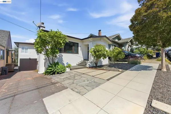 5137 Fairfax Ave, Oakland, CA 94601