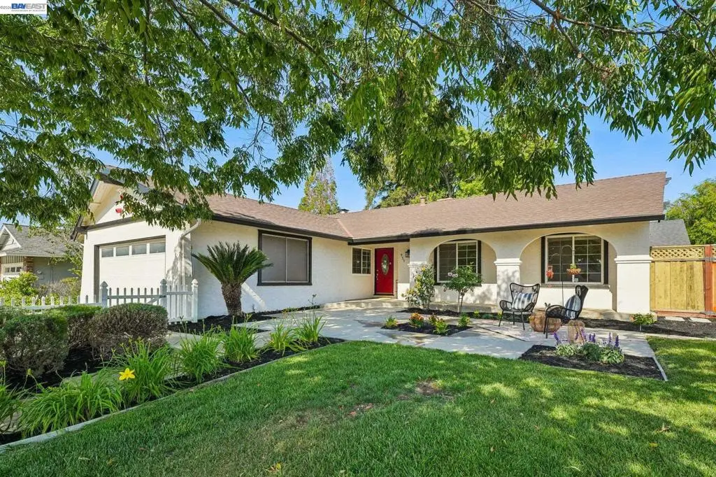 933 Algonquin Ave, Livermore, CA 94551 - #1