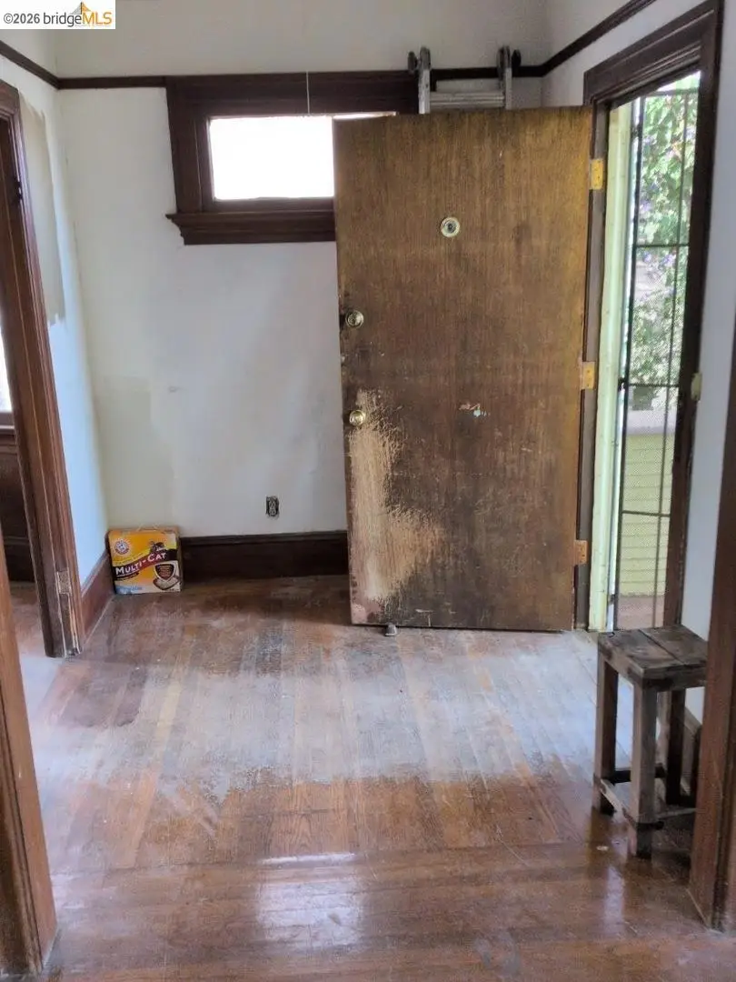 2911 Linden St, Oakland, CA 94608 - #3